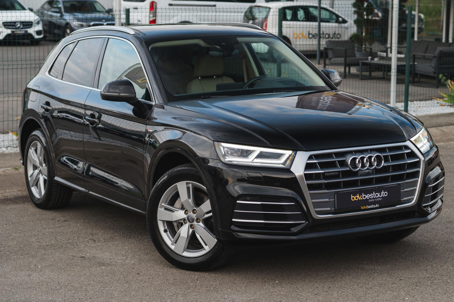 Audi Q5 50 TFSI-e Quattro S-Line